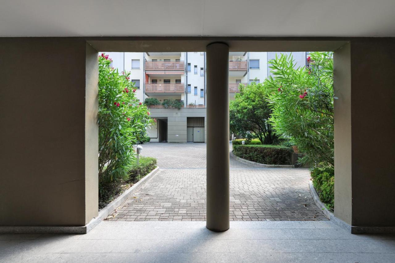 Contempora Apartments - Monolocale Con Terrazza Via F. De Sanctis, 41 Milano Exteriör bild